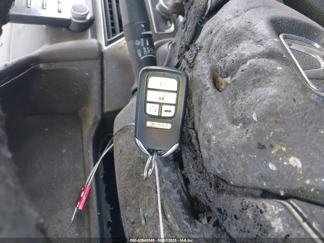 1HGCV3F12KA010110 Honda lfb2