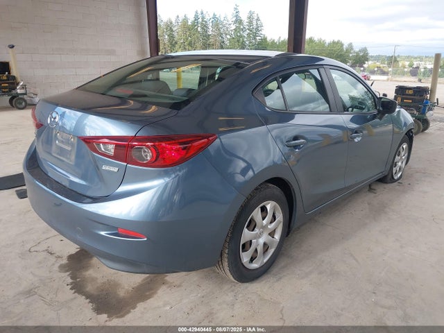 3MZBM1U78FM229524 Mazda pe