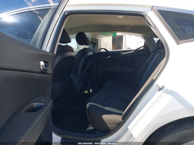 KNAGT4LC2H5005196 KIA Optima