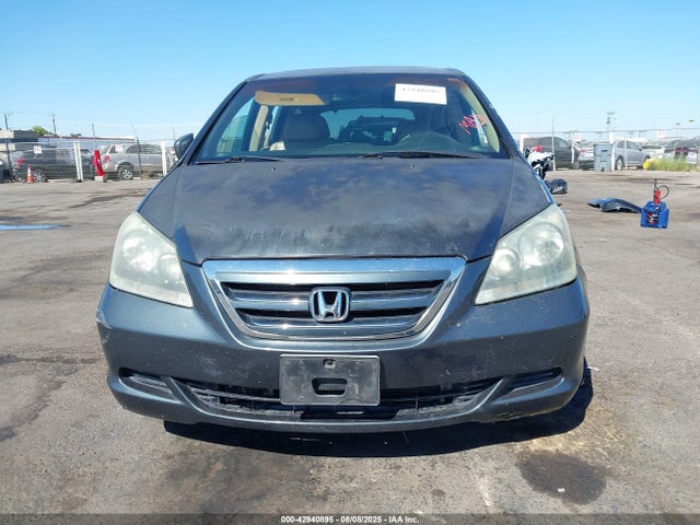 2005 Honda Odyssey Ex-l მანქანა იყიდება აუქციონზე, vin: 5FNRL38705B052562, აუქციონის ნომერი: 42940895