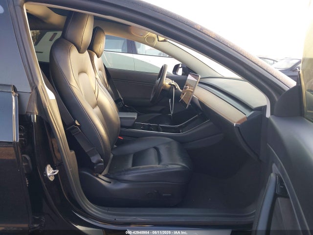 2020 TESLA MODEL 3 5YJ3E1EA7LF743704 Photo 4