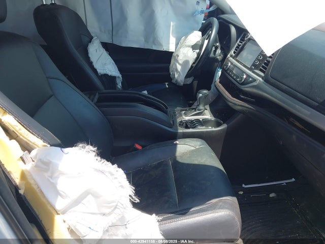 5TDKZRFH0JS548756 Toyota 2gr-fks