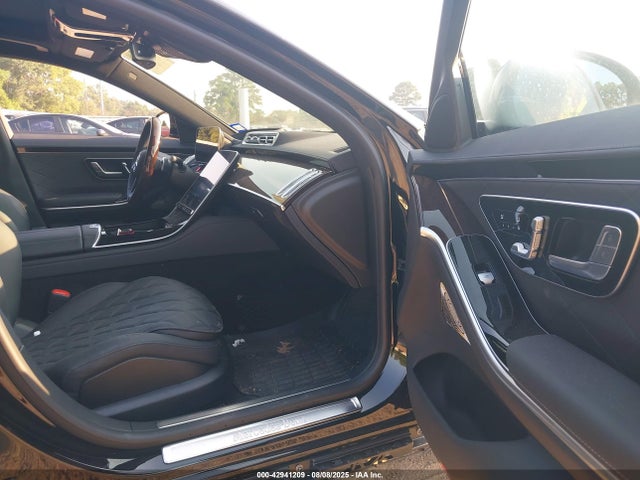 W1K6G6DB1RA286684 Mercedes-Benz m256