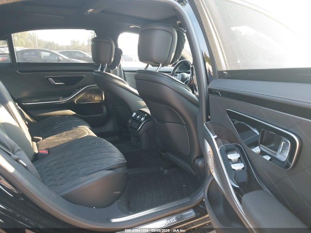 W1K6G6DB1RA286684 Mercedes-Benz m256
