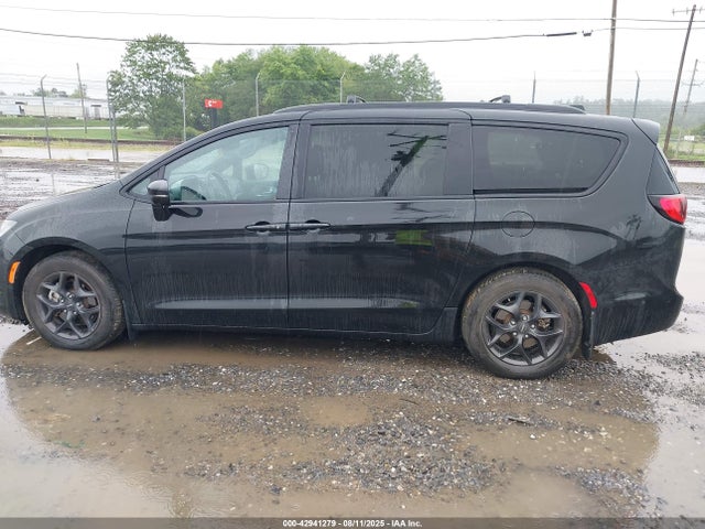 Chrysler Pacifica 2020 2C4RC1GG3LR118495 Image 14