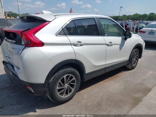 2020 MITSUBISHI ECLIPSE CROSS JA4AS3AA0LZ011517 Photo 3