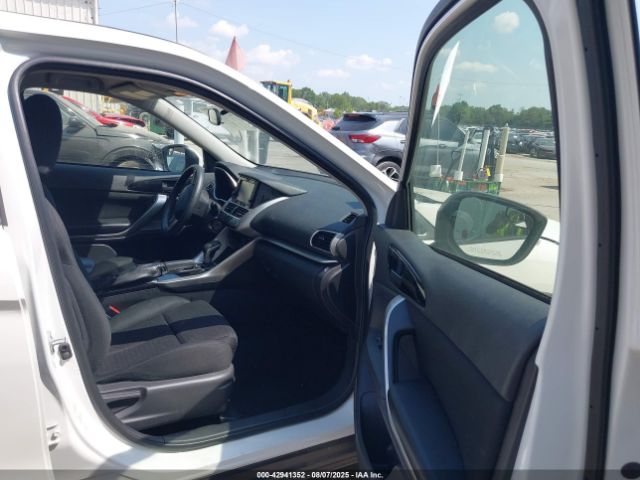 2020 MITSUBISHI ECLIPSE CROSS JA4AS3AA0LZ011517 Photo 4