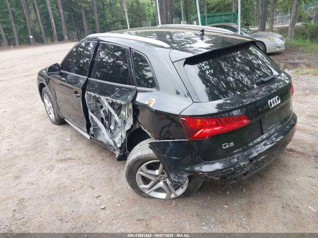 2018 AUDI Q5 WA1ANAFY7J2124386 Photo 2