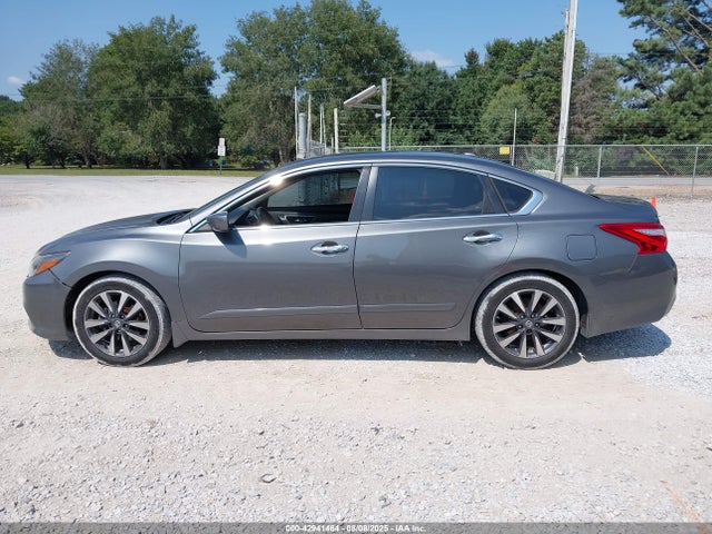 1N4AL3AP0HC129316 Nissan 2017