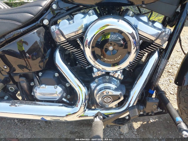 1HD1YJ914SB014388 Harley-Davidson Street Bob