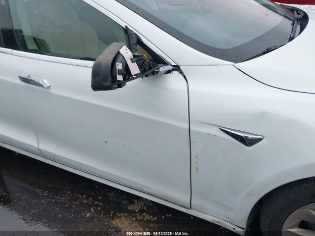 Tesla MODEL S 2017 5YJSA1E2XHF199335 Image 6