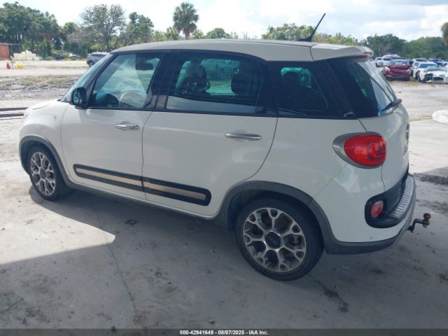 2014 FIAT 500L ZFBCFADH7EZ005851 Photo 2