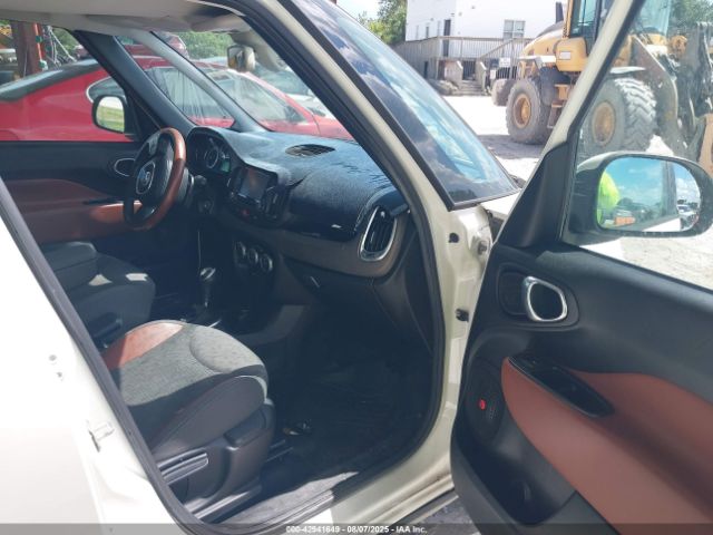 2014 FIAT 500L ZFBCFADH7EZ005851 Photo 4