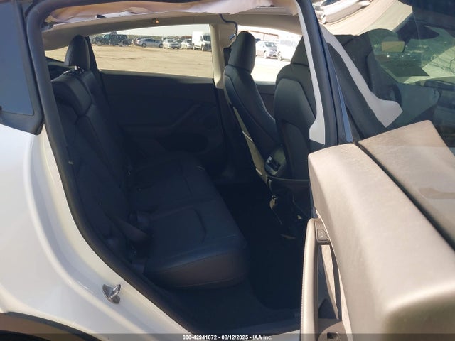 2024 TESLA MODEL Y 7SAYGDEE8RA258579 Photo 7