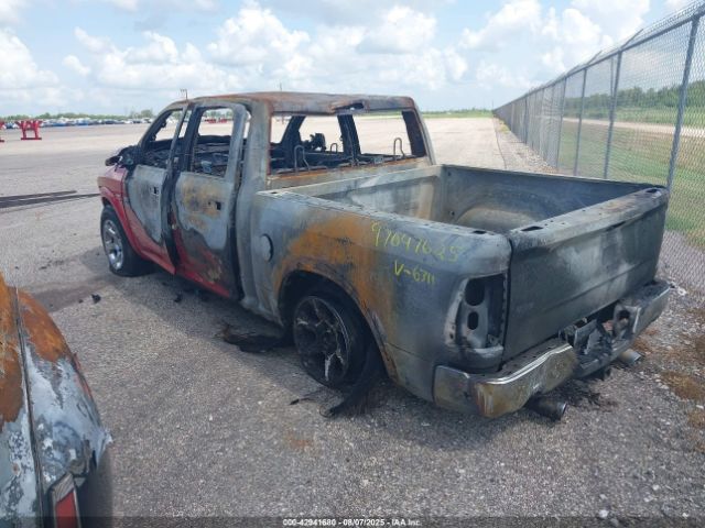 2015 RAM 1500 1C6RR7NT3FS606311 Photo 2