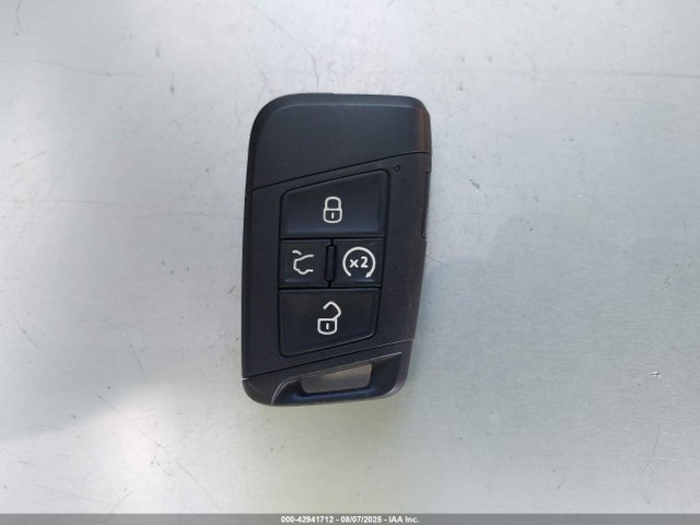 3VV8B7AX5NM102739 Volkswagen Tiguan