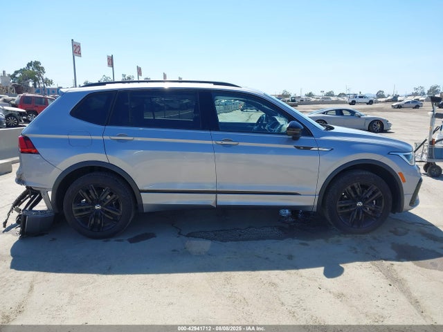 3VV8B7AX5NM102739 Volkswagen Tiguan