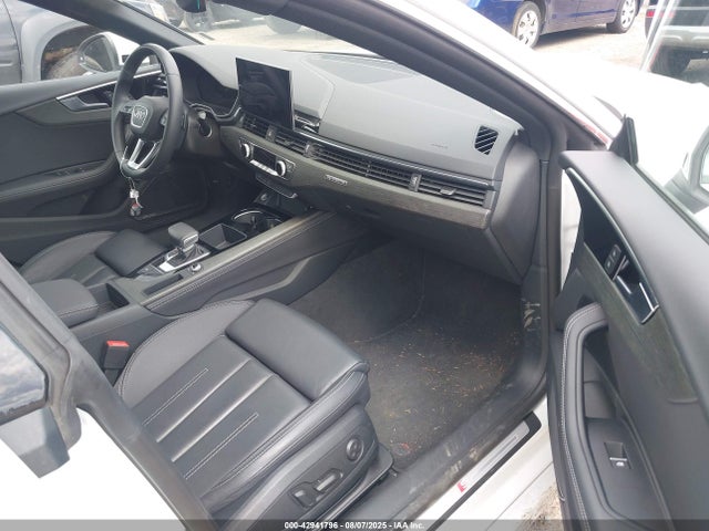 Audi 45 tfsi (2.0t) 2024 WAUFACF59RA070239 Image 5