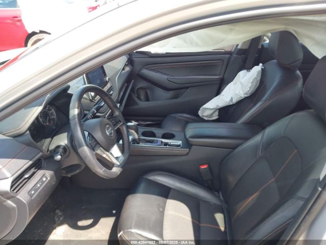 2019 NISSAN ALTIMA 1N4BL4CW3KC144477 Photo 4