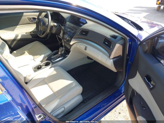 2017 ACURA ILX 19UDE2F3XHA005598 Photo 4