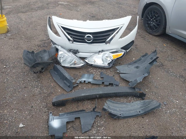 3N1CN7AP5JL845940 Nissan 2018