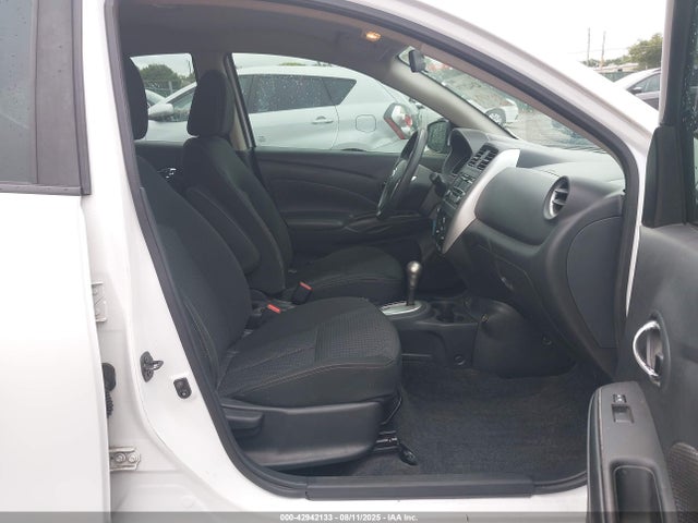 3N1CN7AP5JL845940 Nissan 2018