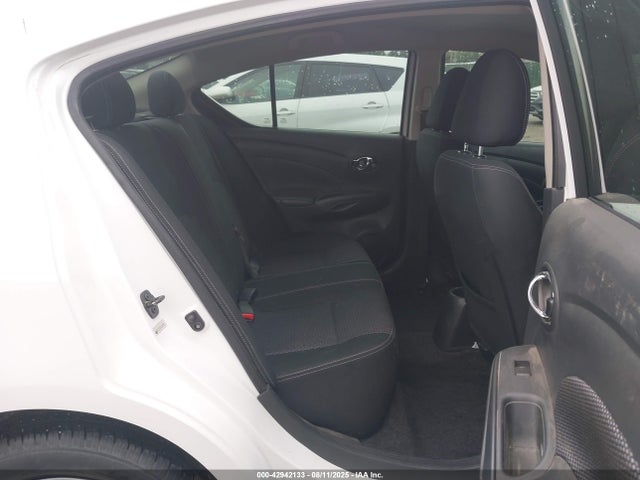3N1CN7AP5JL845940 Nissan 2018