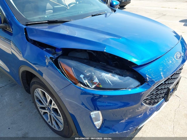 1FMCU9H67NUB36376 Ford dragon di tc