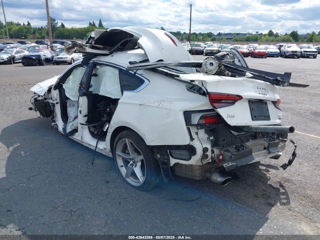 2018 AUDI A5 WAUDNCF56JA131434 Photo 2