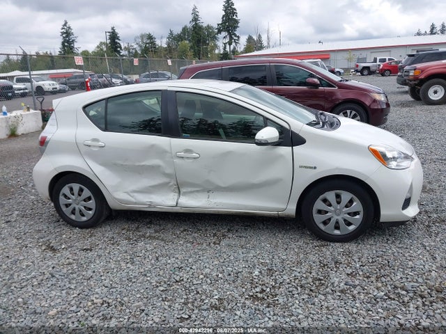 JTDKDTB32E1562635 Toyota 1nz-fxe+1lm