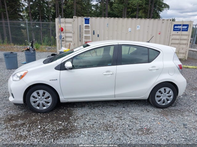 JTDKDTB32E1562635 Toyota 1nz-fxe+1lm
