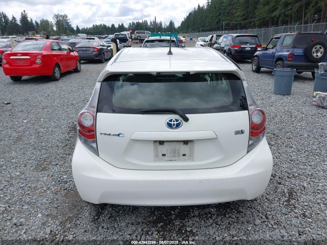 JTDKDTB32E1562635 Toyota 1nz-fxe+1lm