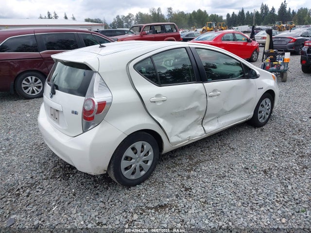 JTDKDTB32E1562635 Toyota 1nz-fxe+1lm