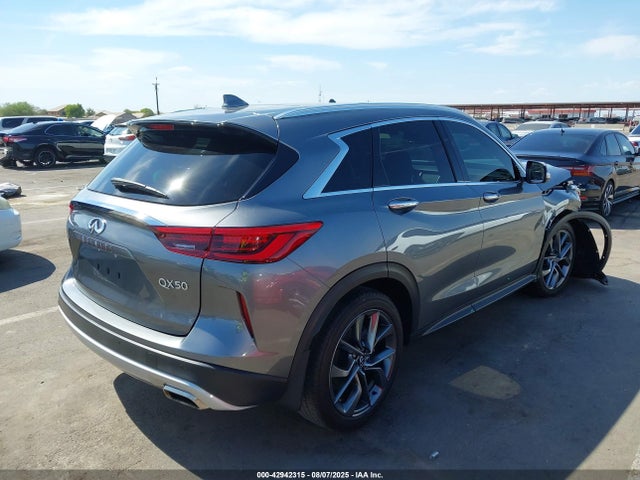 Infiniti QX50 2021 3PCAJ5DAXMF120672 Image 4