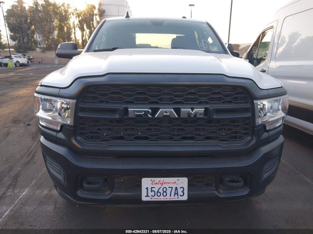 3C6UR5CJXKG518504 RAM 2500