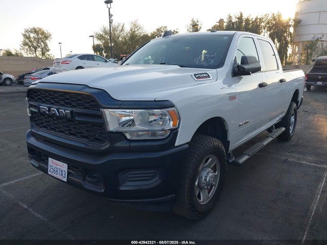3C6UR5CJXKG518504 RAM 2500