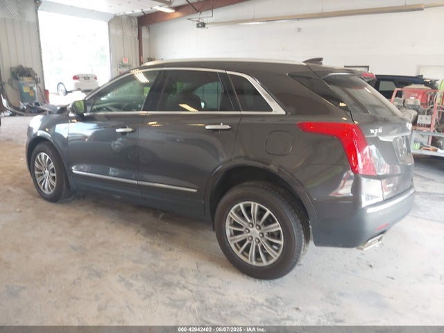 2018 CADILLAC XT5 1GYKNDRS9JZ118691 Photo 2