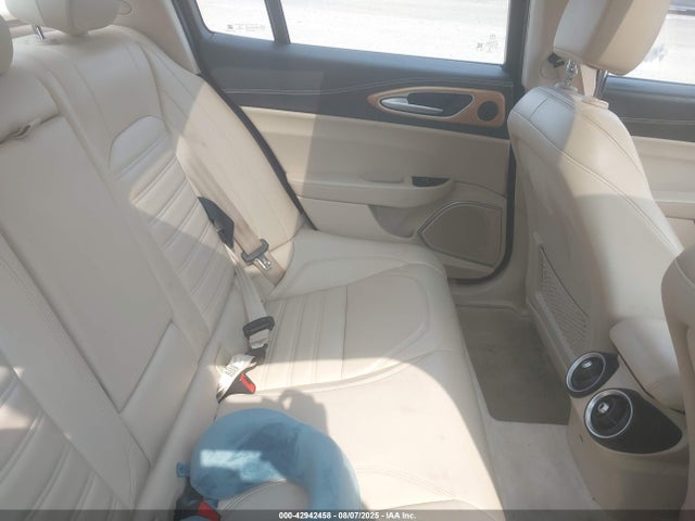 ZARFAEEN5H7537108 Alfa Romeo giulia (952)