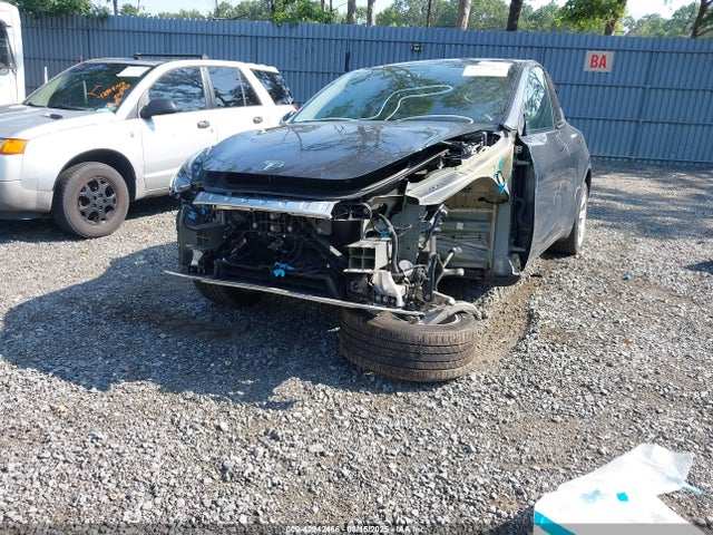 2023 TESLA MODEL Y 7SAYGDEE8PA040638 Photo 1