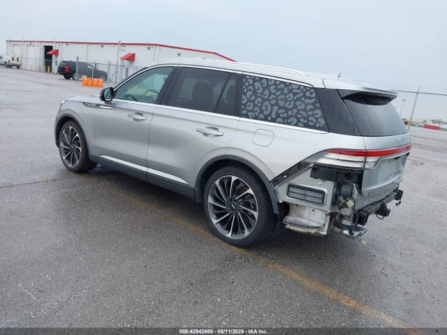 Lincoln Aviator 2020 5LM5J7XC4LGL08806 Image 3