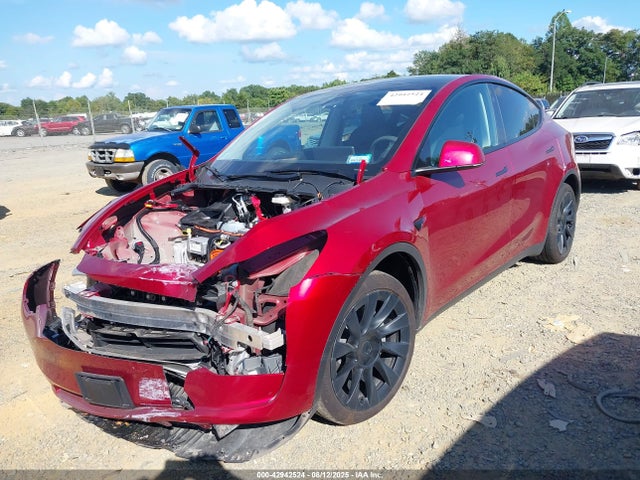 2024 TESLA MODEL Y 7SAYGDEE9RA256761 Photo 1