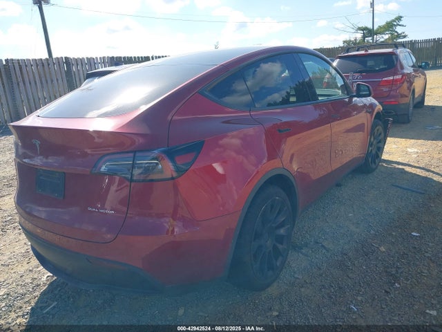 2024 TESLA MODEL Y 7SAYGDEE9RA256761 Photo 3