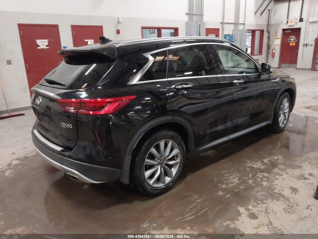 3PCAJ5BB6MF105159 Infiniti QX50
