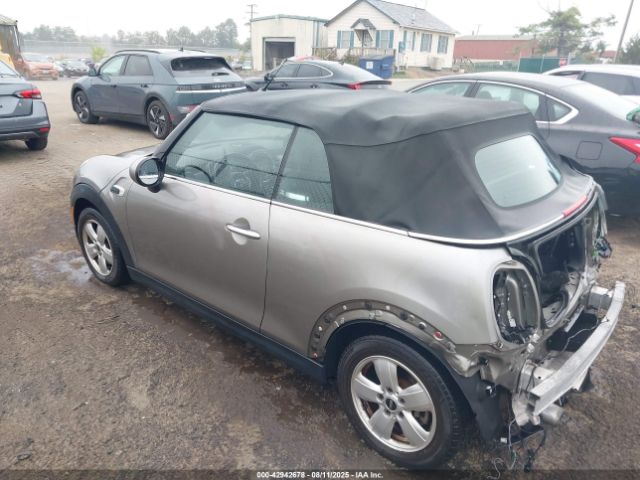 2016 MINI CONVERTIBLE WMWWG5C52G3A83417 Photo 2