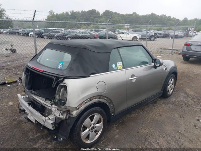 2016 MINI CONVERTIBLE WMWWG5C52G3A83417 Photo 3