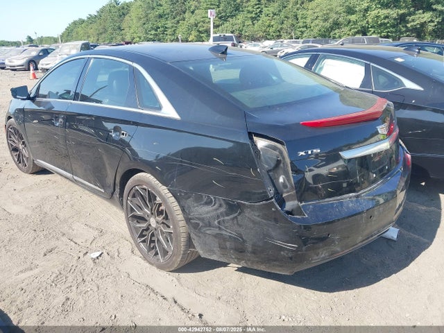 2016 CADILLAC XTS 2G61U5S3XG9209231 Photo 2