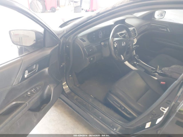 Honda k24w1 2014 1HGCR2F5XEA004612 Image 19