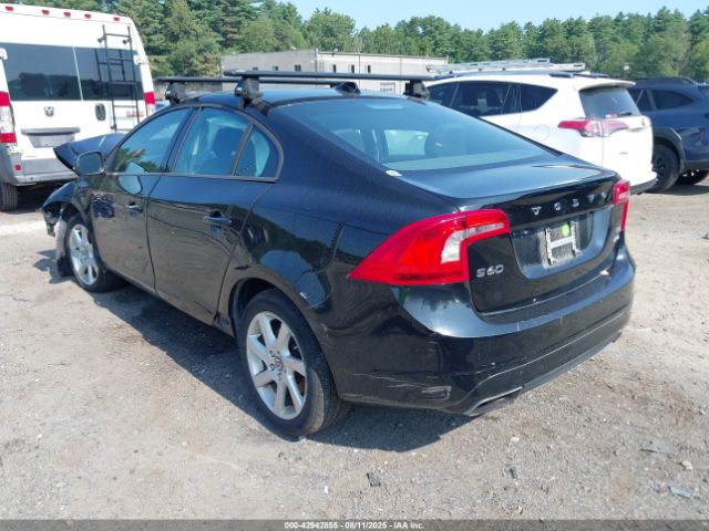 2014 VOLVO S60 YV1612FH9E2293032 Photo 2