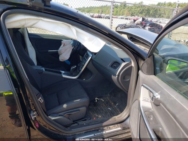 2014 VOLVO S60 YV1612FH9E2293032 Photo 4