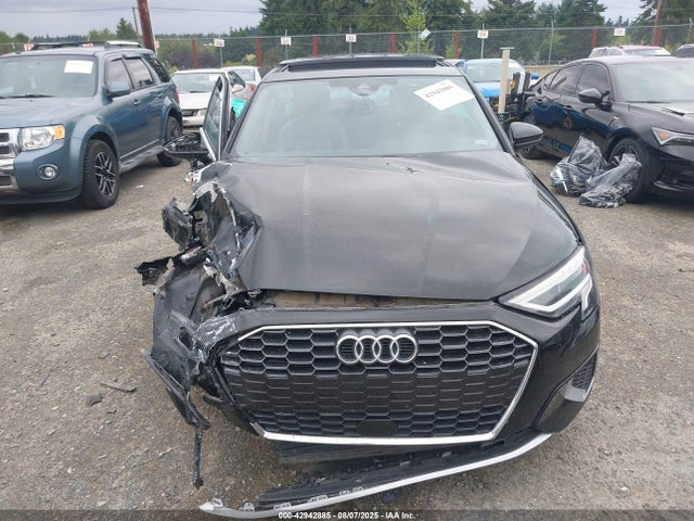 WAUAUDGY4RA072478 Audi 40 tfsi (2.0t)